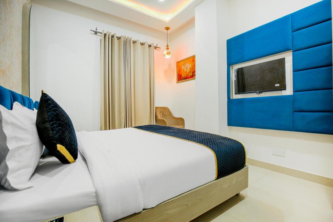 Hotel Golden Stay อัมริตสา ภายนอก รูปภาพ