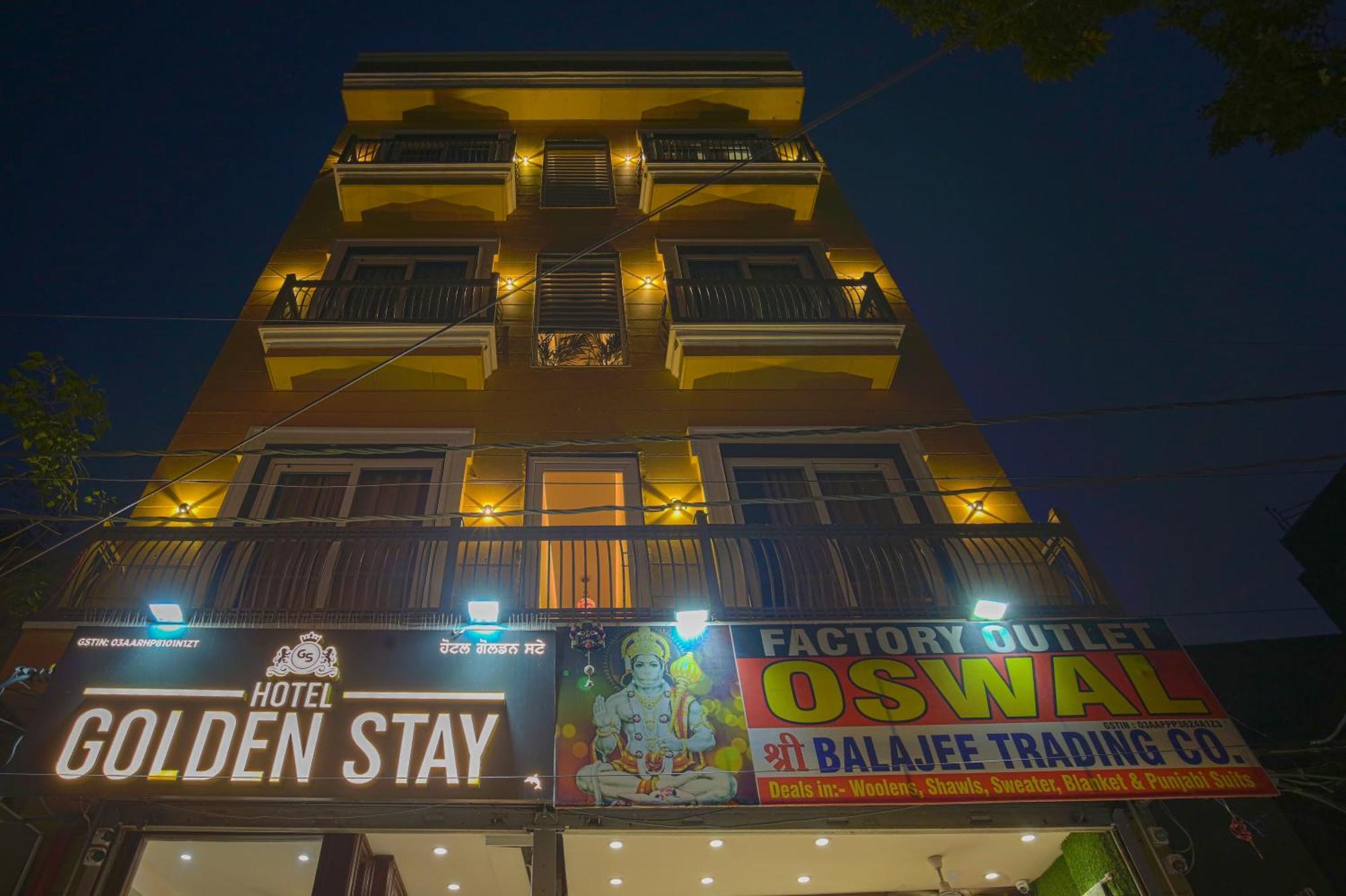 Hotel Golden Stay อัมริตสา ภายนอก รูปภาพ